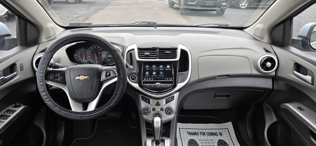2018 Chevrolet Sonic Image 25