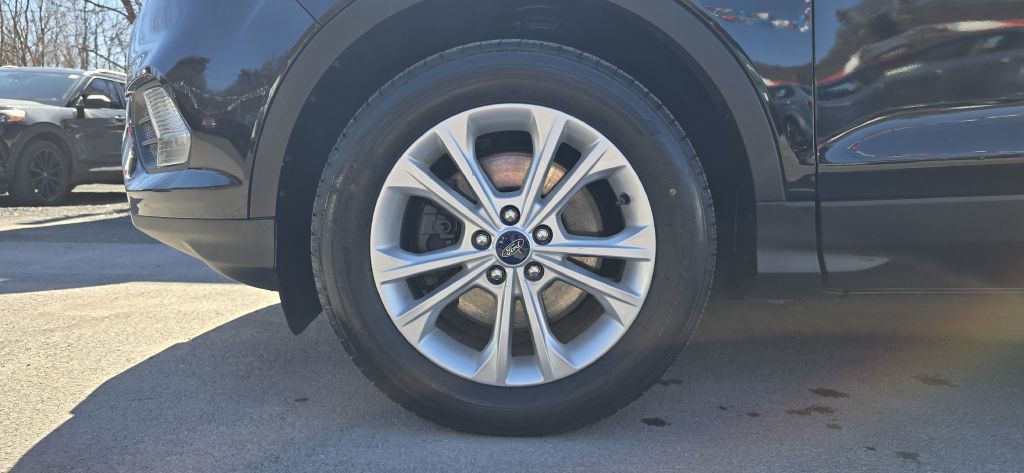 2017 Ford Escape Image 13