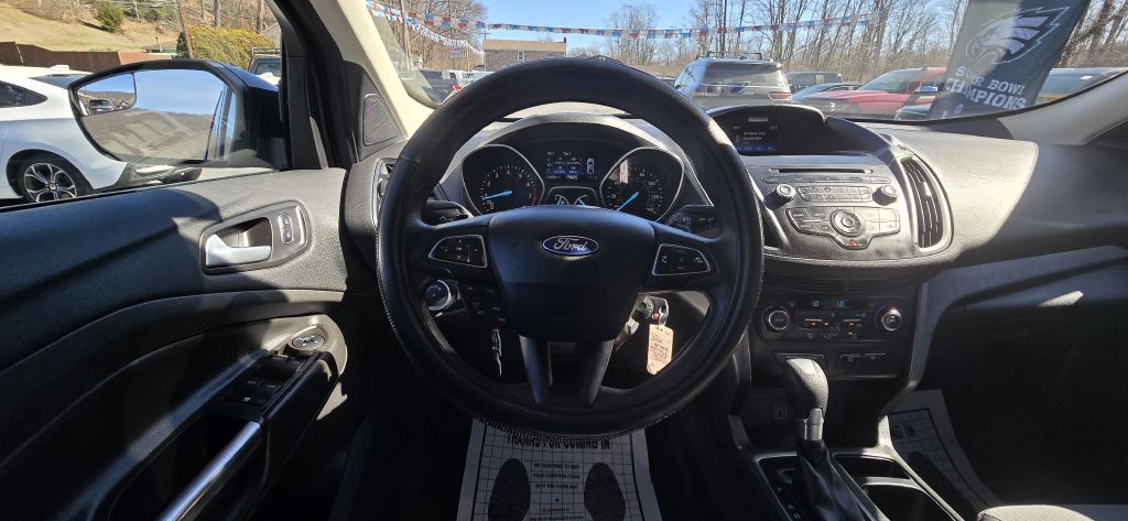 2017 Ford Escape Image 43