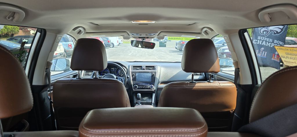 2018 Subaru Outback Image 12
