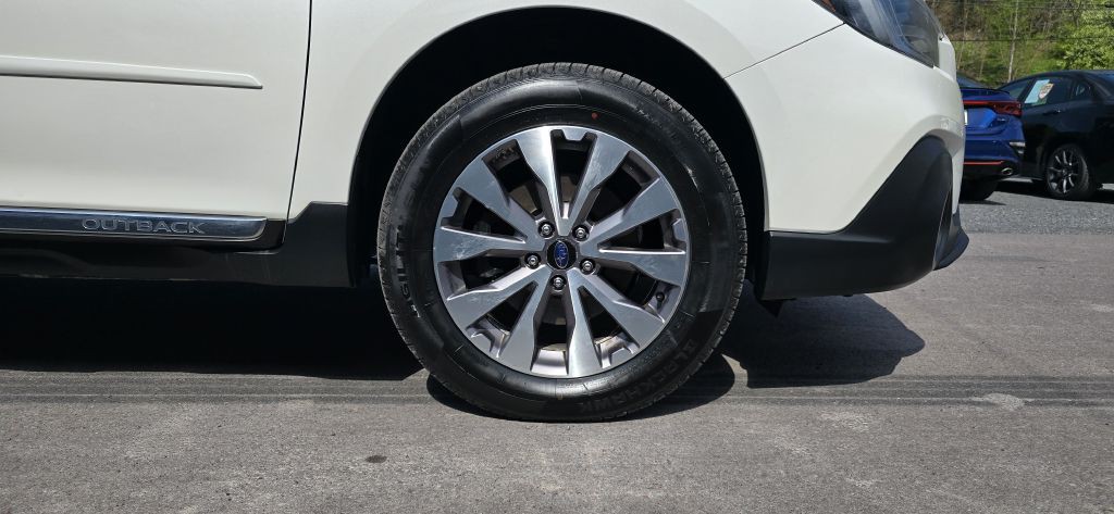 2018 Subaru Outback Image 18