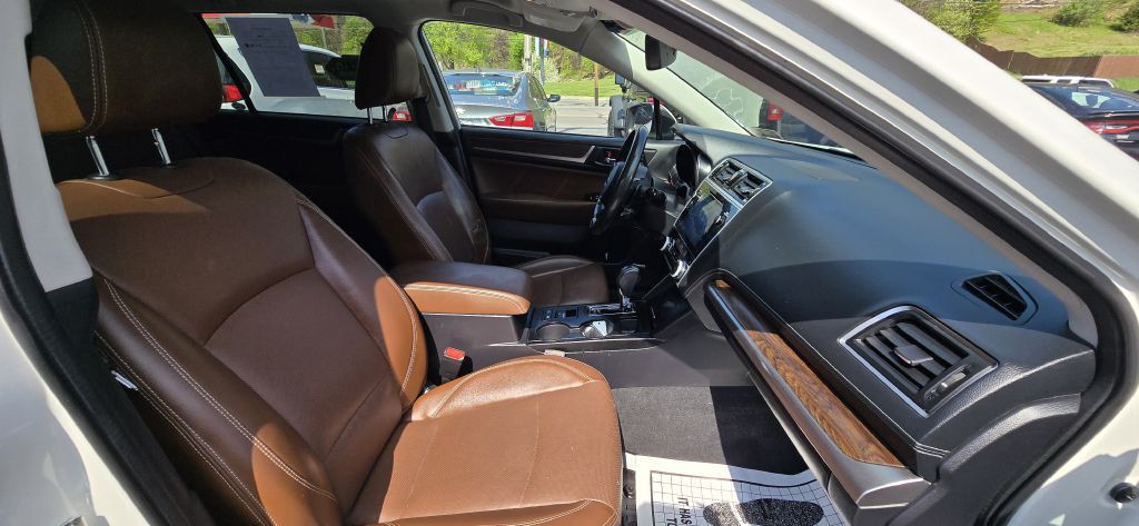2018 Subaru Outback Image 30