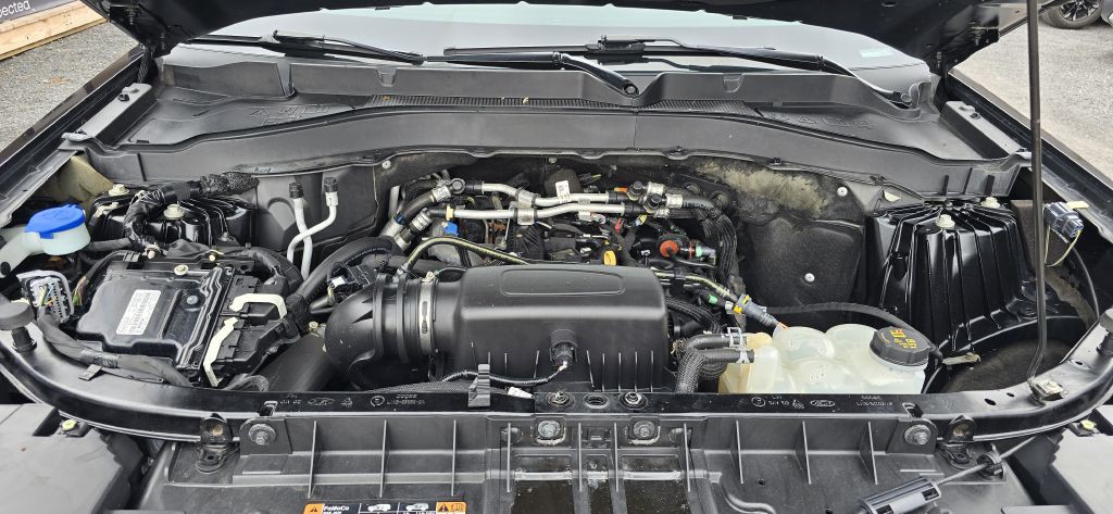 2022 Ford Explorer Image 8