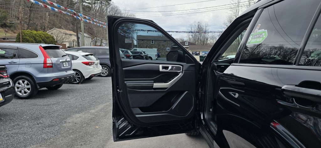 2022 Ford Explorer Image 11