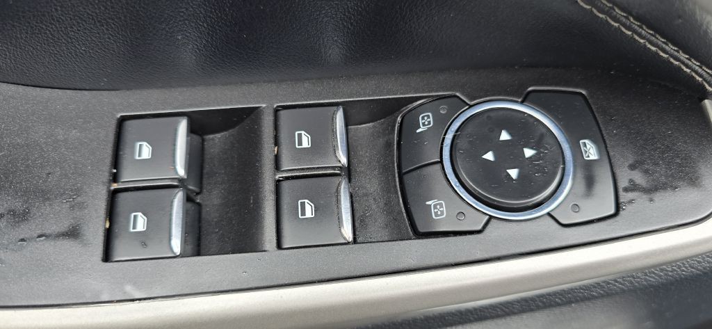 2022 Ford Explorer Image 12