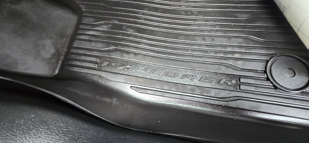 2022 Ford Explorer Image 18