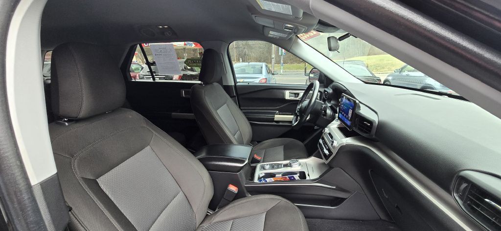 2022 Ford Explorer Image 34