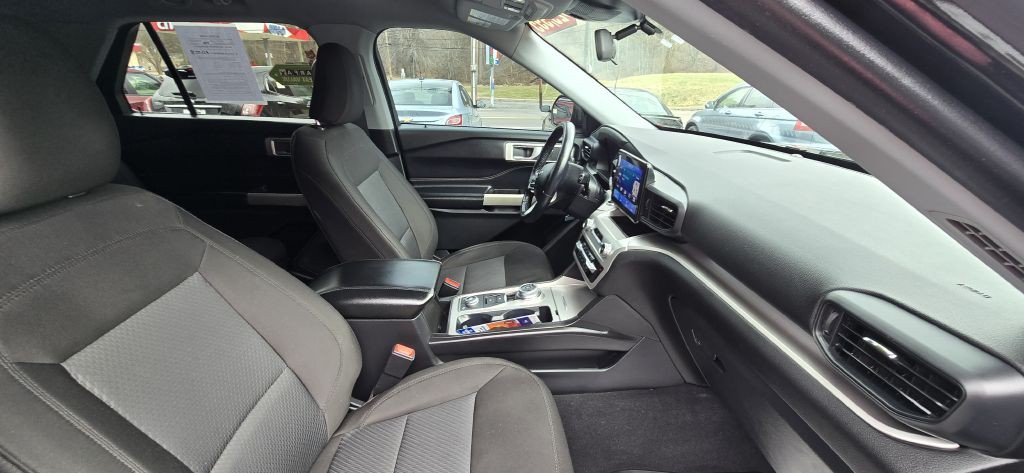 2022 Ford Explorer Image 35