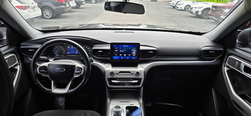 2022 Ford Explorer Image 39