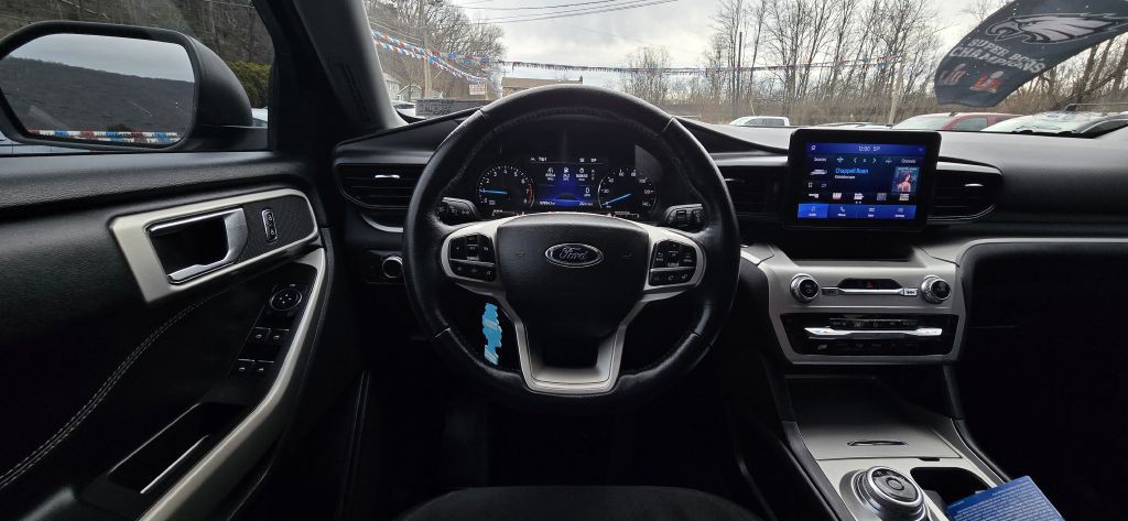 2022 Ford Explorer Image 40