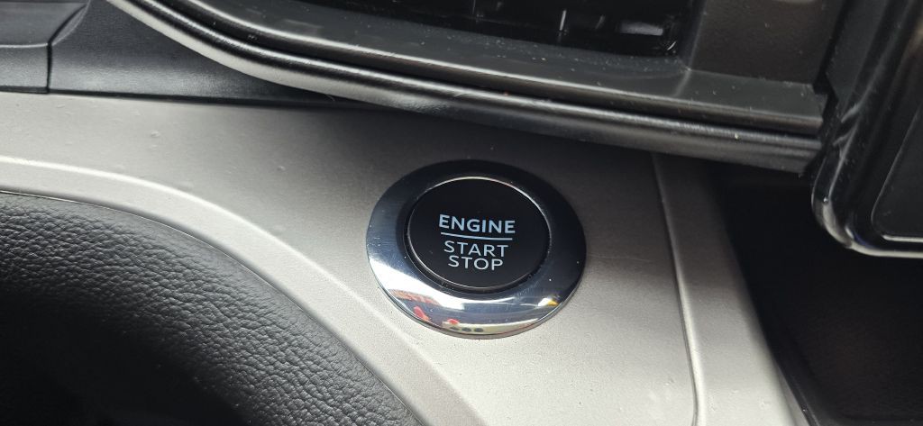 2022 Ford Explorer Image 46