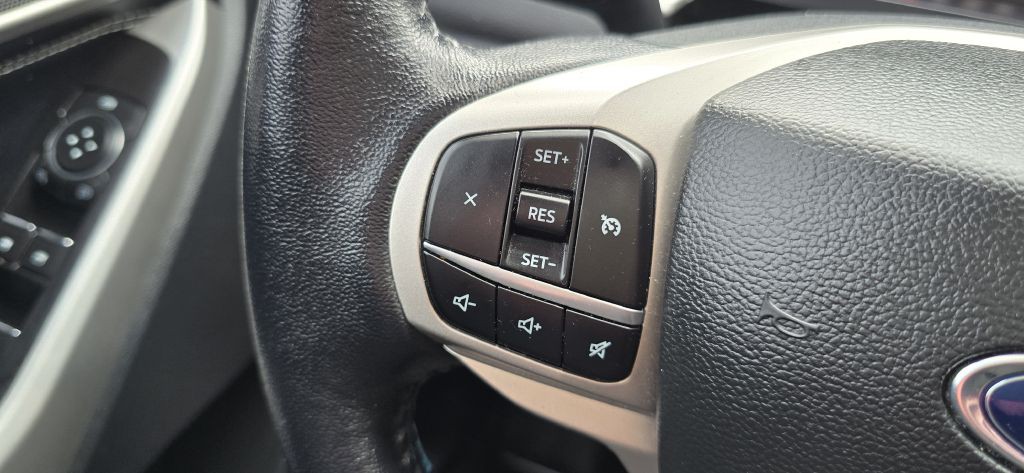 2022 Ford Explorer Image 55