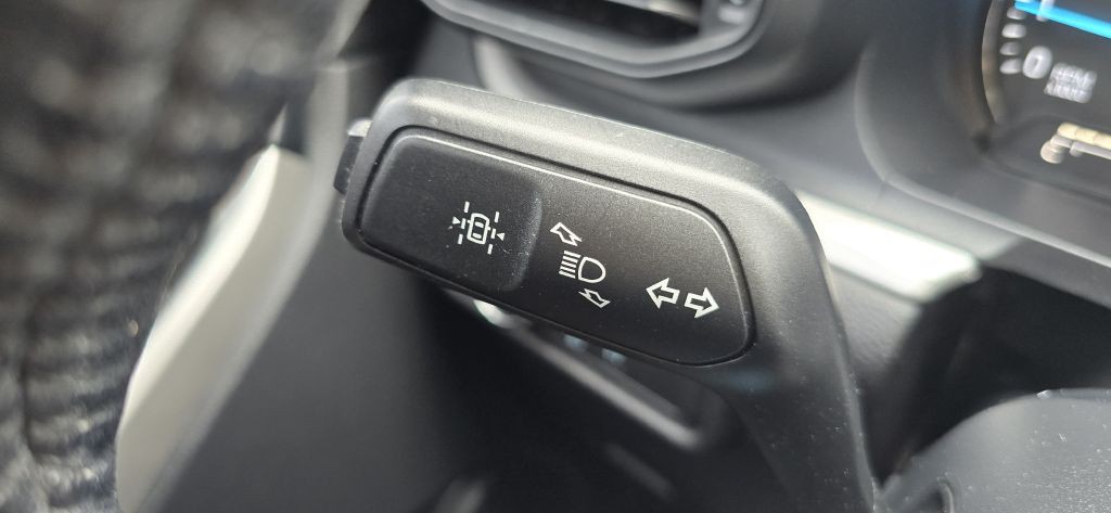 2022 Ford Explorer Image 57