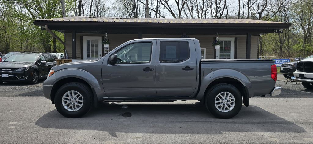 2019 Nissan Frontier Image 2