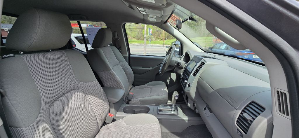 2019 Nissan Frontier Image 20