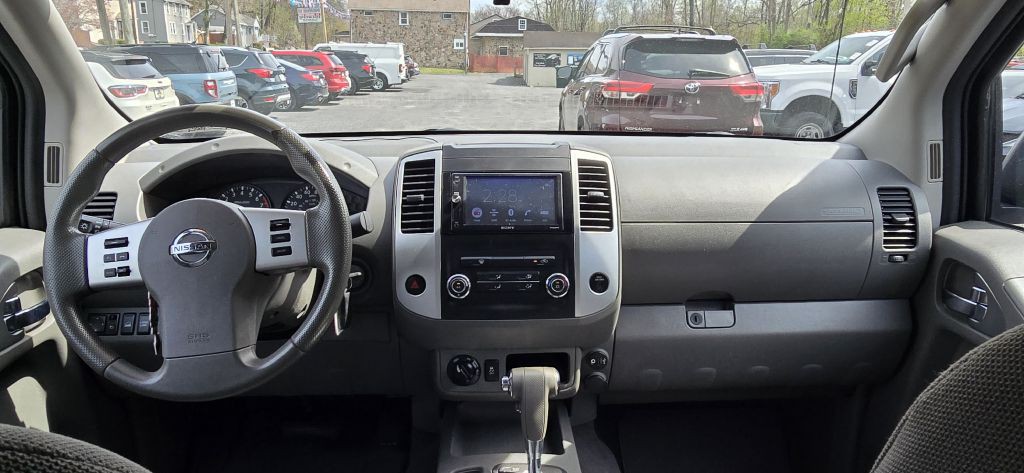 2019 Nissan Frontier Image 23