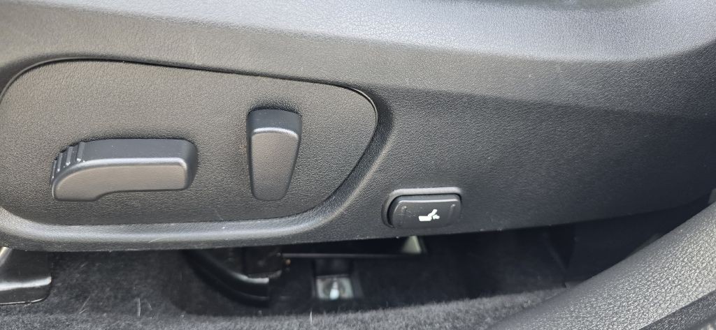 2018 Subaru Forester Image 17