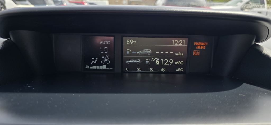2018 Subaru Forester Image 36