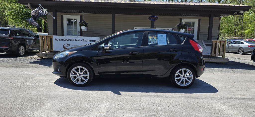 2016 Ford Fiesta Image 2