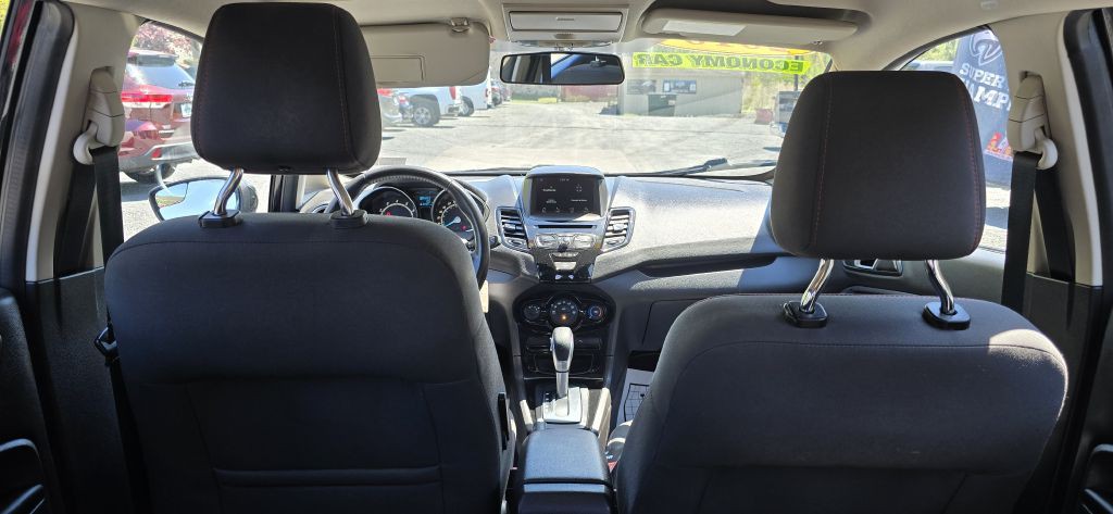 2016 Ford Fiesta Image 19