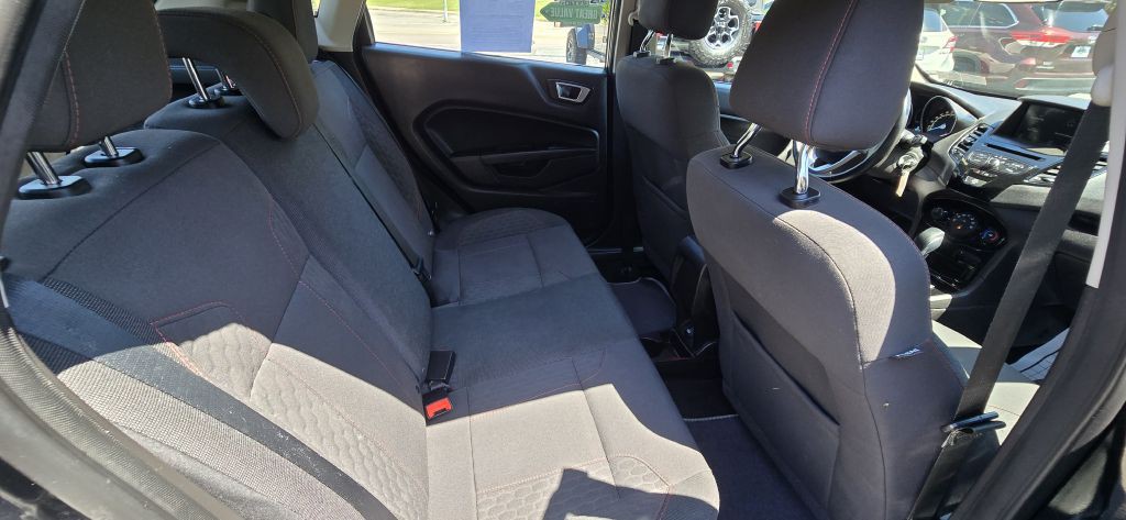 2016 Ford Fiesta Image 21