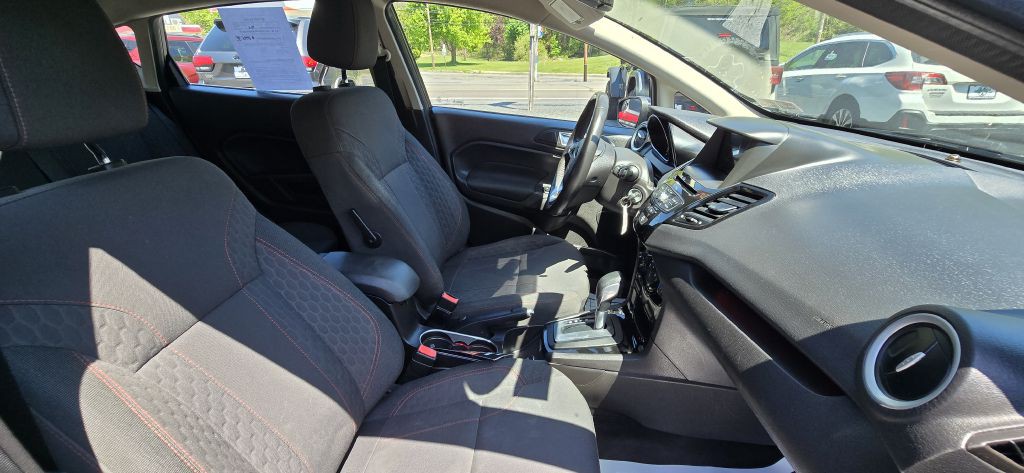 2016 Ford Fiesta Image 22