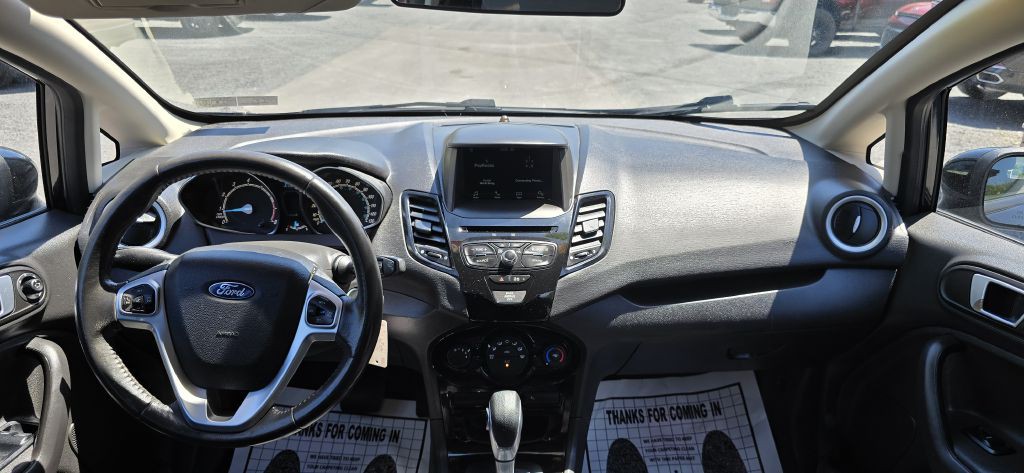 2016 Ford Fiesta Image 24