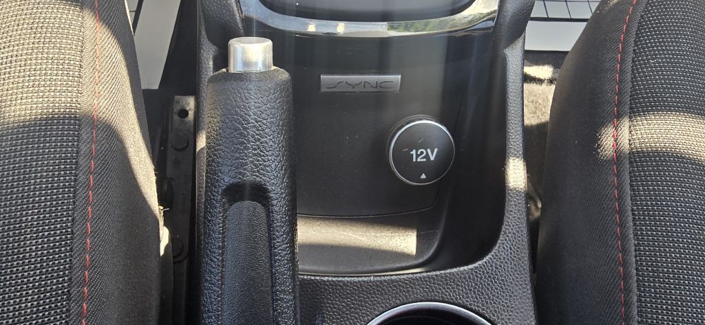 2016 Ford Fiesta Image 32