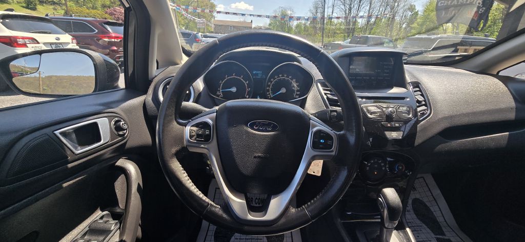 2016 Ford Fiesta Image 34