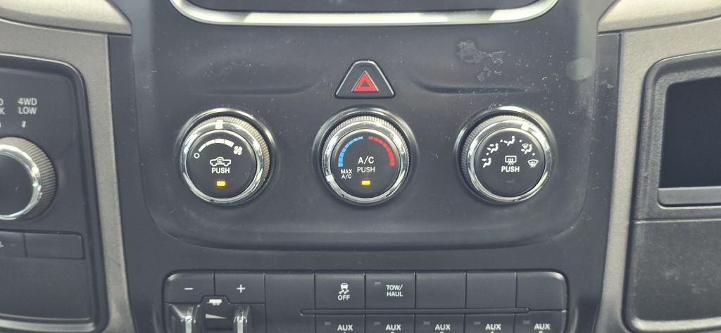 2017 RAM 2500 Image 32