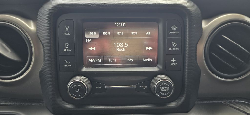 2018 Jeep Wrangler Unlimited Image 24