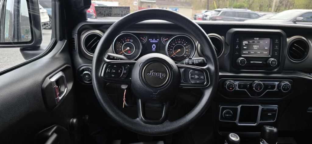 2018 Jeep Wrangler Unlimited Image 32