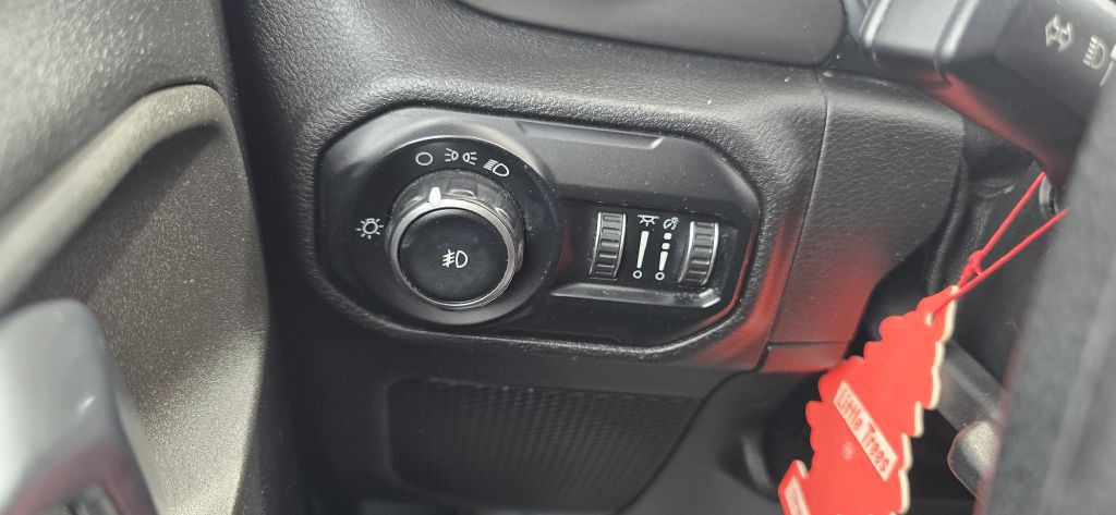 2018 Jeep Wrangler Unlimited Image 38