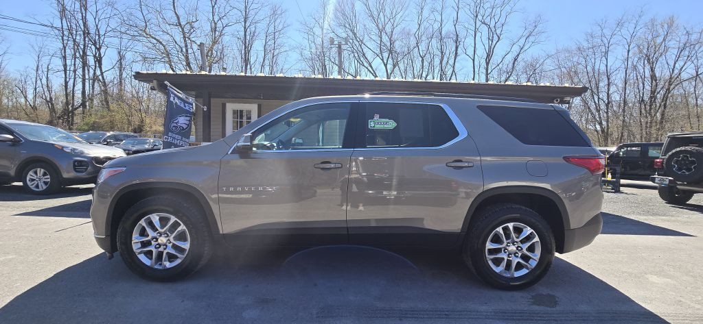 2019 Chevrolet Traverse Image 2