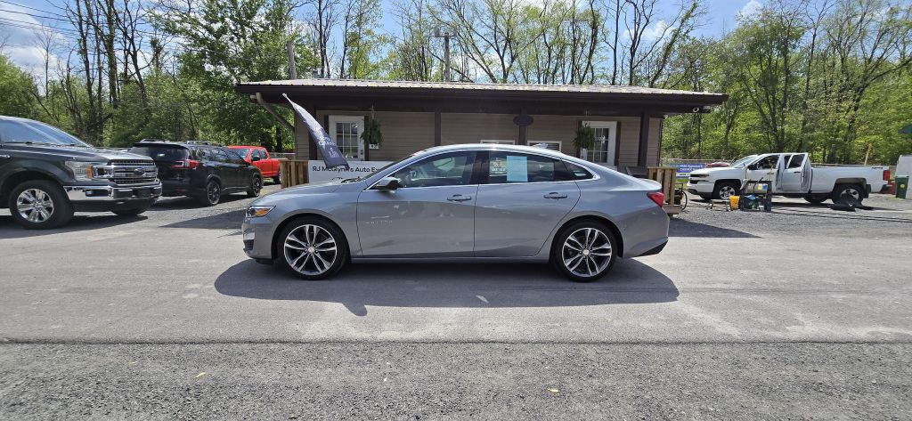 2023 Chevrolet Malibu Image 3