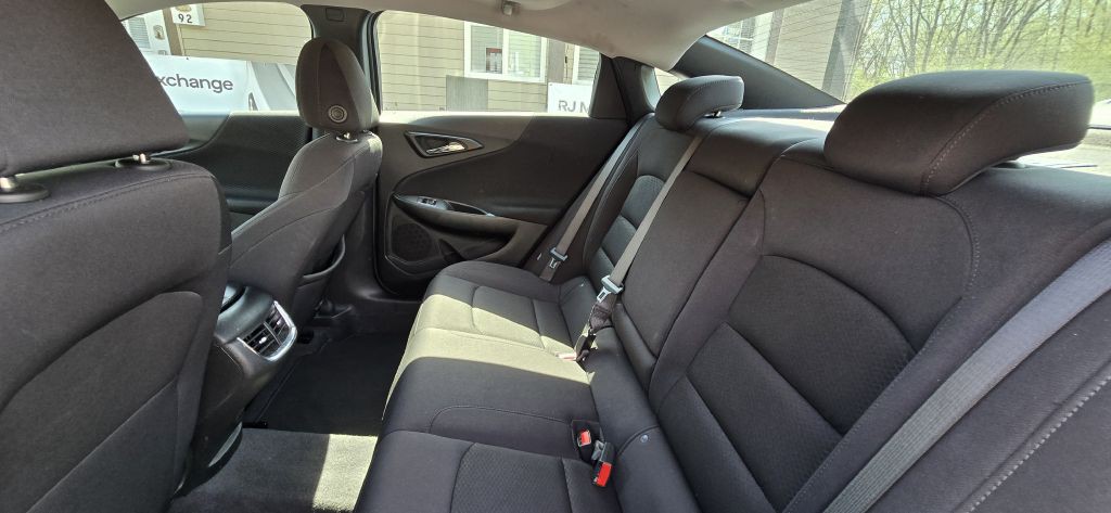 2019 Buick Enclave Image 21