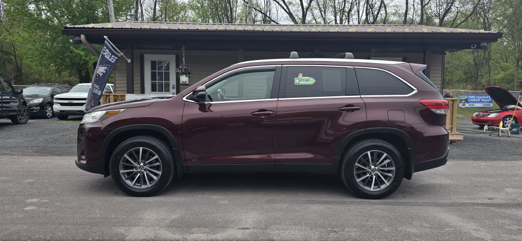 2019 Toyota Highlander Image 3
