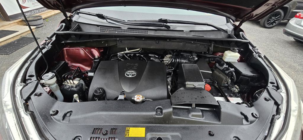 2019 Toyota Highlander Image 13
