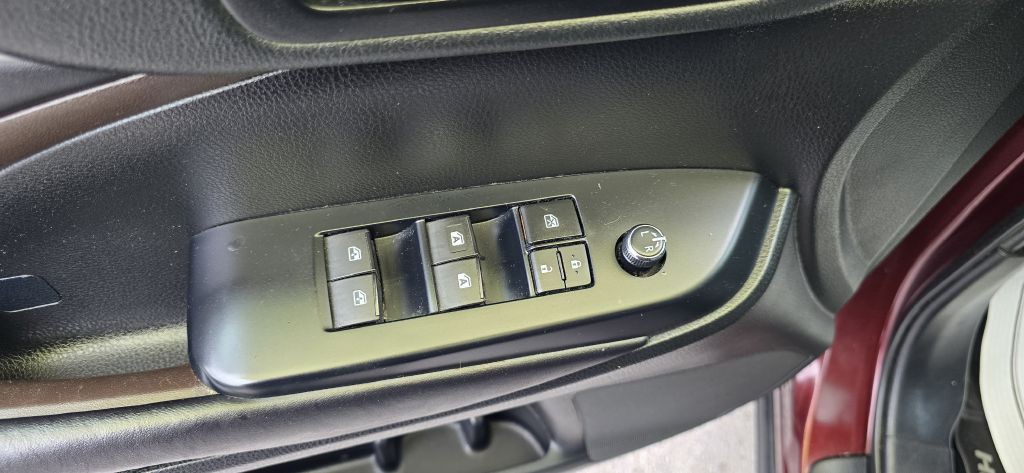 2019 Toyota Highlander Image 17