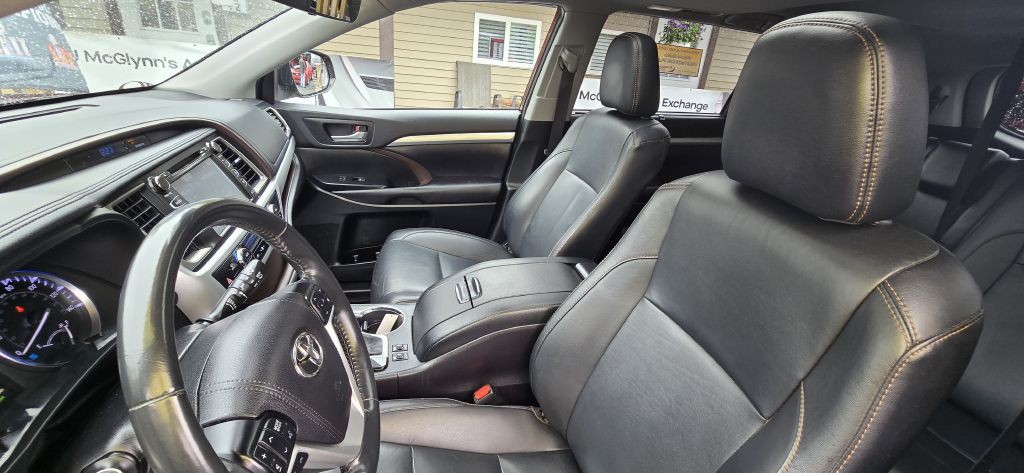 2019 Toyota Highlander Image 20
