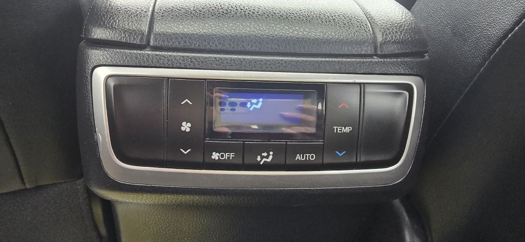 2019 Toyota Highlander Image 34