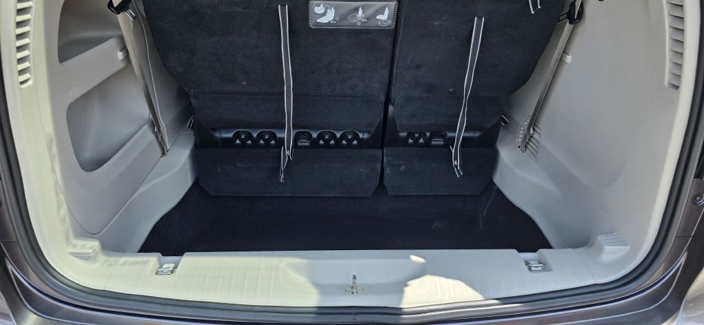 2017 Chrysler Pacifica Image 28