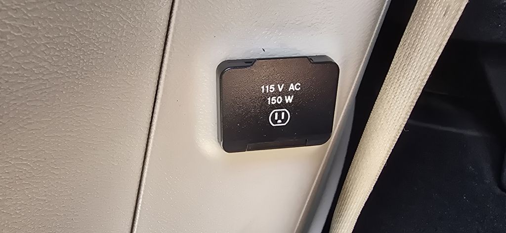 2017 Chrysler Pacifica Image 34