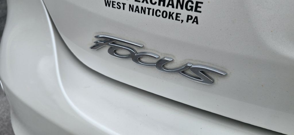 2017 Ford Focus Image 7