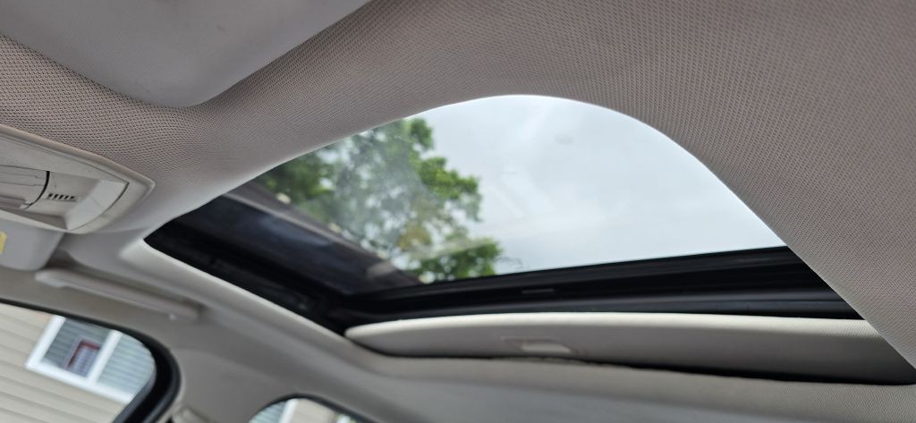 2017 Ford Focus Image 17
