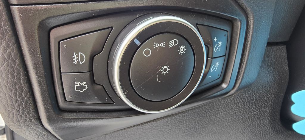 2017 Ford Focus Image 19