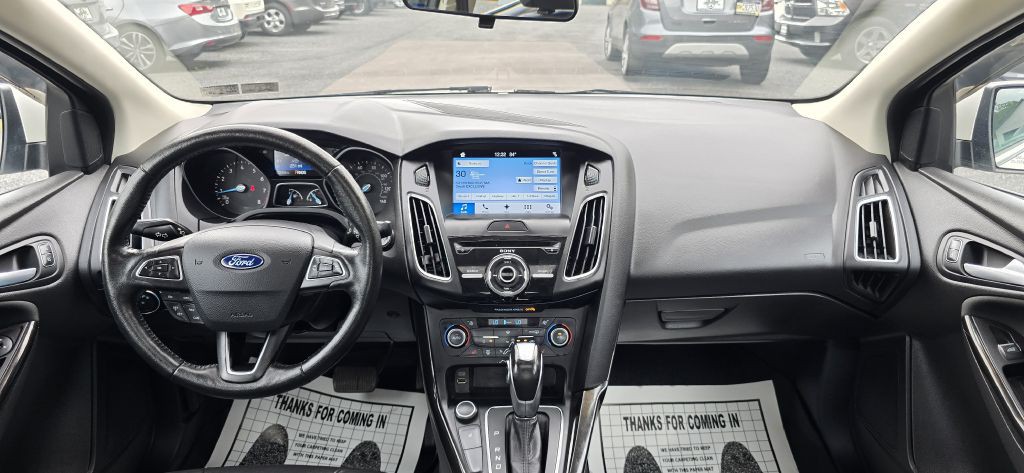 2017 Ford Focus Image 27
