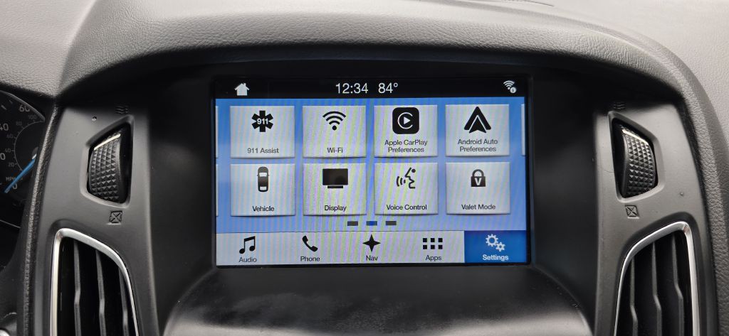 2017 Ford Focus Image 32
