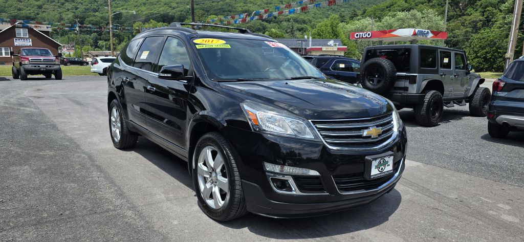 2017 Chevrolet Traverse Image 5