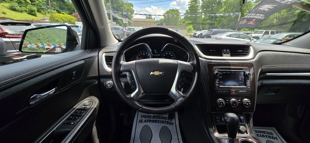 2017 Chevrolet Traverse Image 41